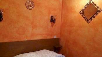 Hotel Les Fleurs Монтрион Екстериор снимка