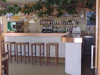 Hotel Les Fleurs Монтрион Екстериор снимка